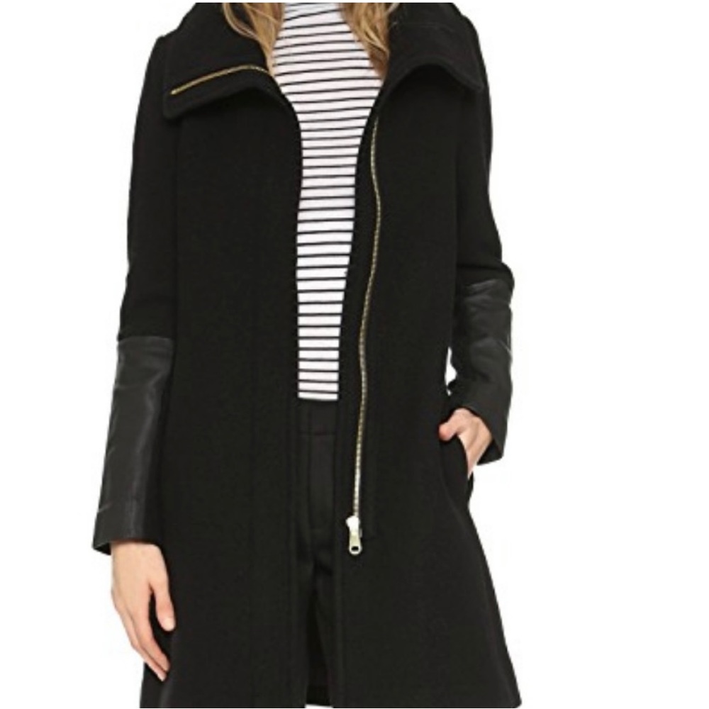 Club Monaco Wayland Coat. Size small. Color black.